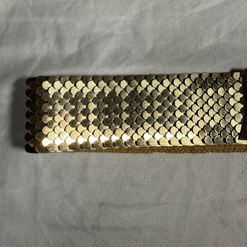 Vintage Gold Tone Metal Snake Skin Stretch Belt Floral Buckle Disco Mod Boho